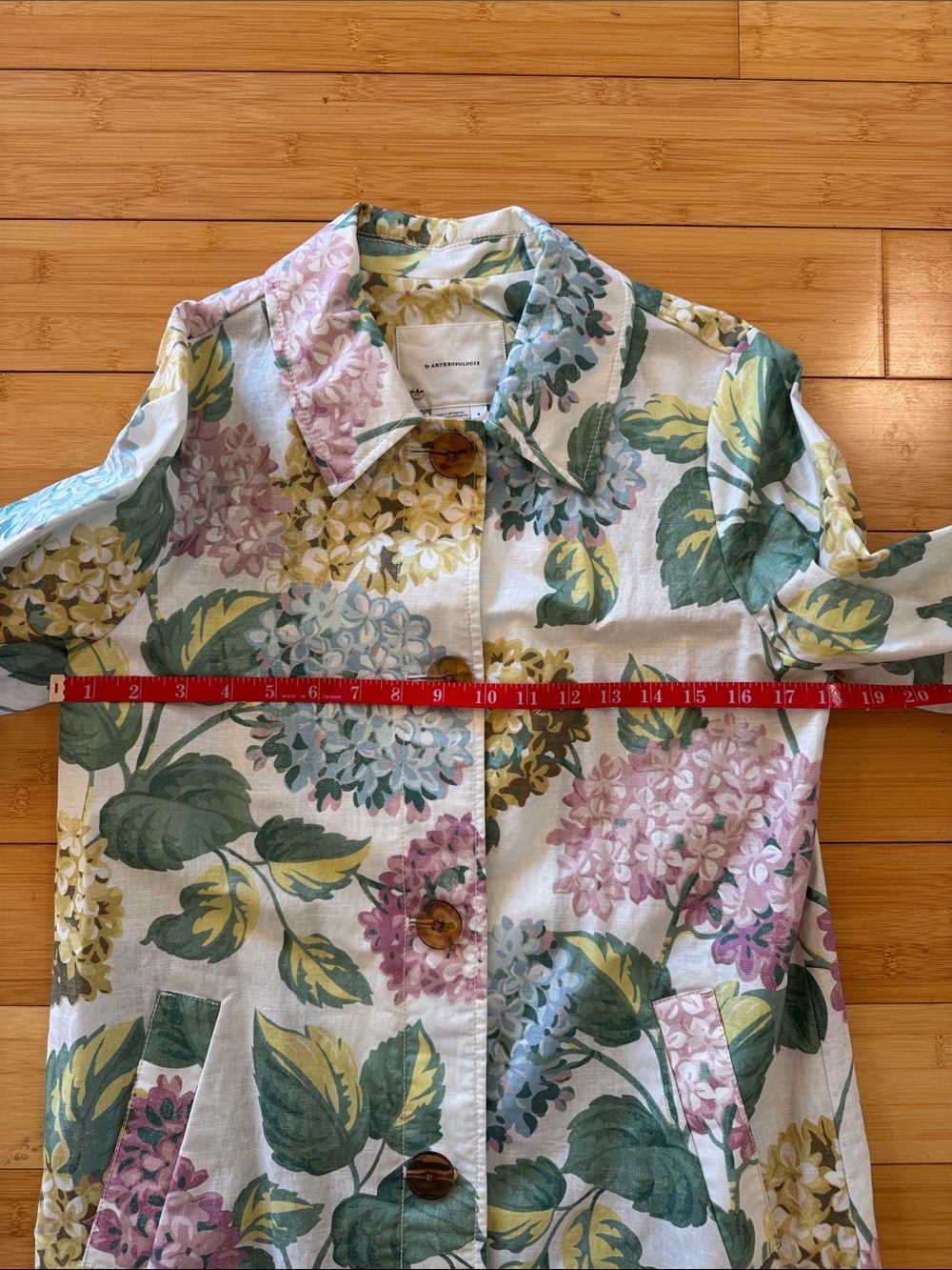 Anthropologie Floral Hydrangea Trench Coat - White with Green, Pink & Blue - Picture 3 of 5